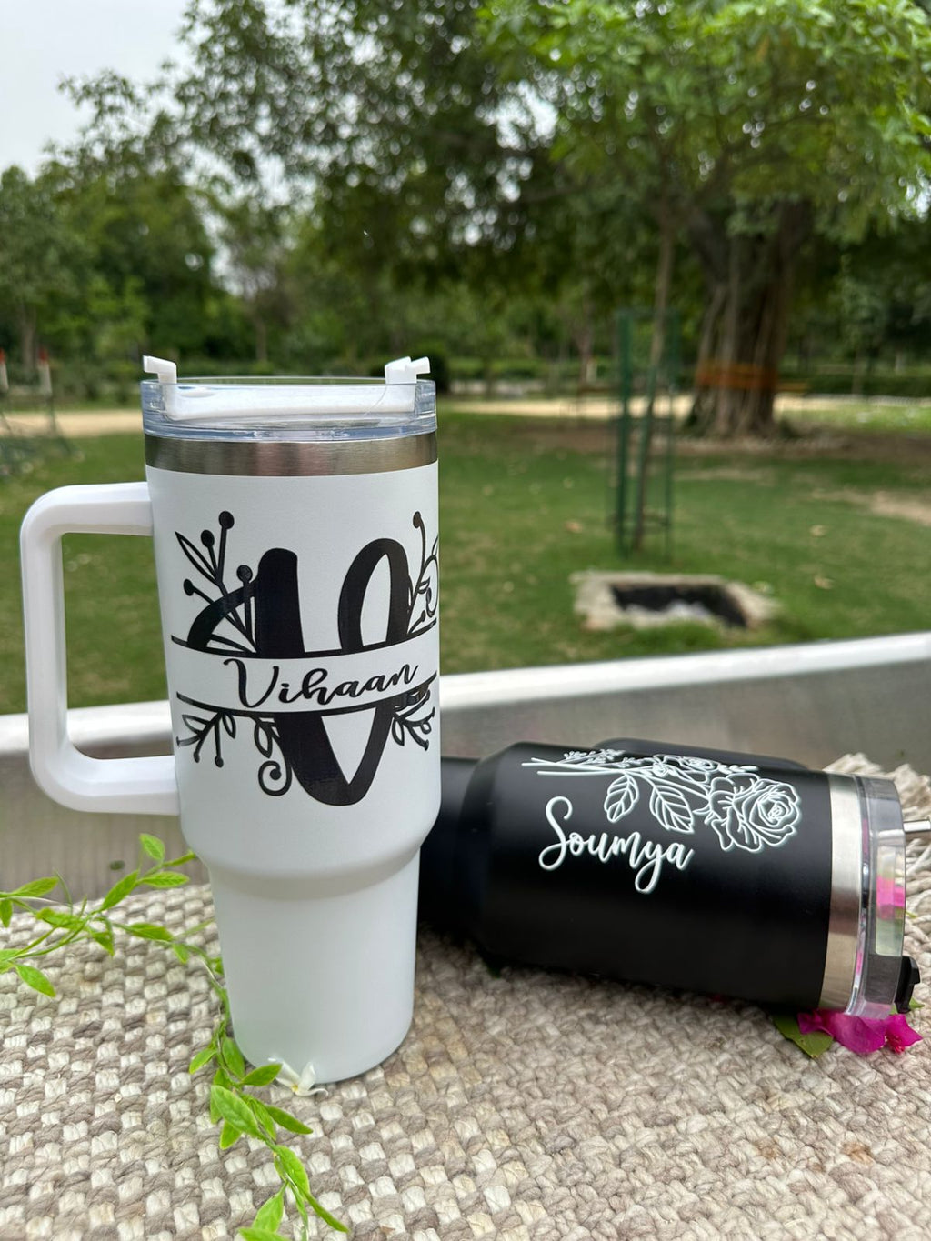 Hozzby Personalized Gen 1 Stainless Steel 1200 ML Tumbler With Steel Straw
