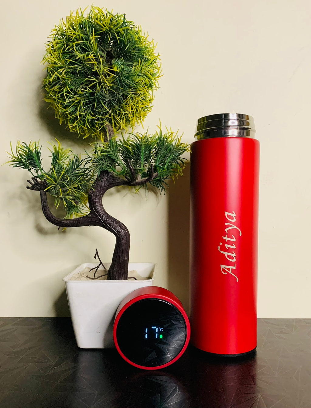 Personalised Stainless Steel Temperature Bottle | 6-8 hours hot cold water | Shop Now