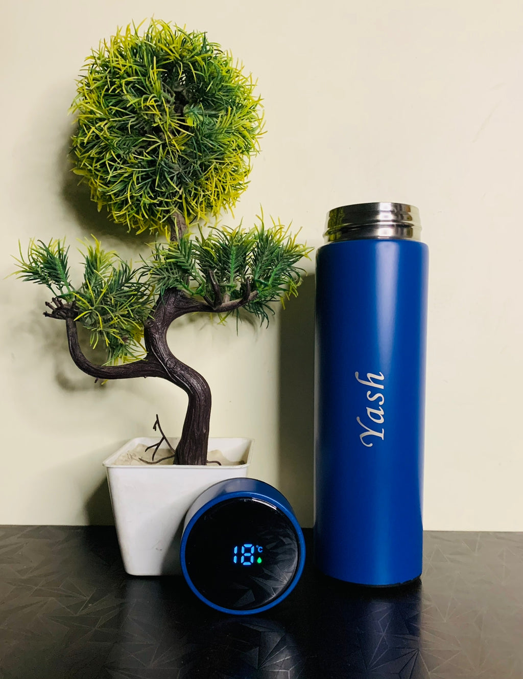 Personalised Stainless Steel Temperature Bottle | 6-8 hours hot cold water | Shop Now